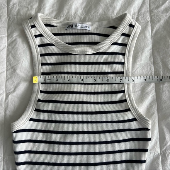 Zara Stripe Crop Top - Picture 7 of 13